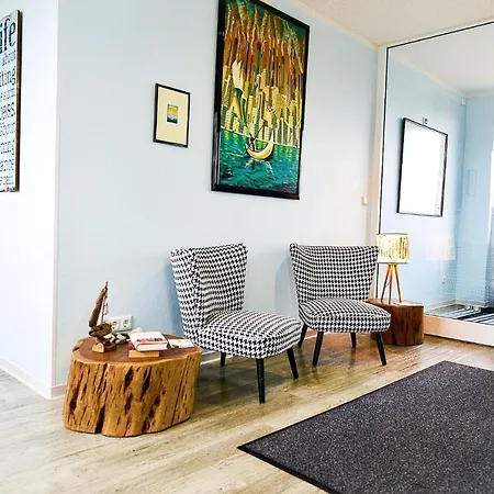 Bl03 Apartment *